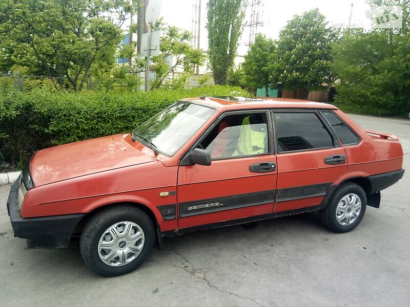 Седан ВАЗ / Lada 21099 1992 в Лисичанске