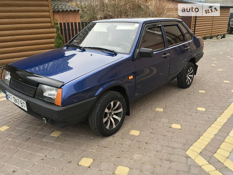 Седан ВАЗ / Lada 21099 2008 в Надворной