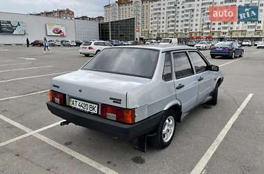 Седан ВАЗ / Lada 21099 2004 в Івано-Франківську