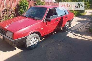 Седан ВАЗ / Lada 21099 1993 в Львові