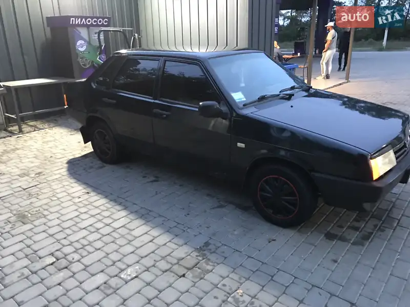 ВАЗ / Lada 21099