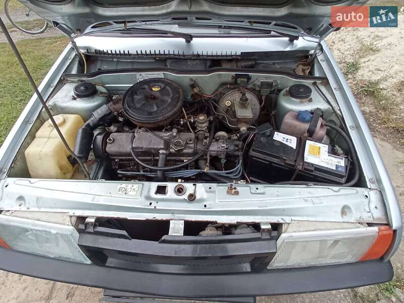 Седан ВАЗ / Lada 21099 2002 в Зіньківі фото 4 Седан ВАЗ / Lada 21099 2002 в Зіньківі