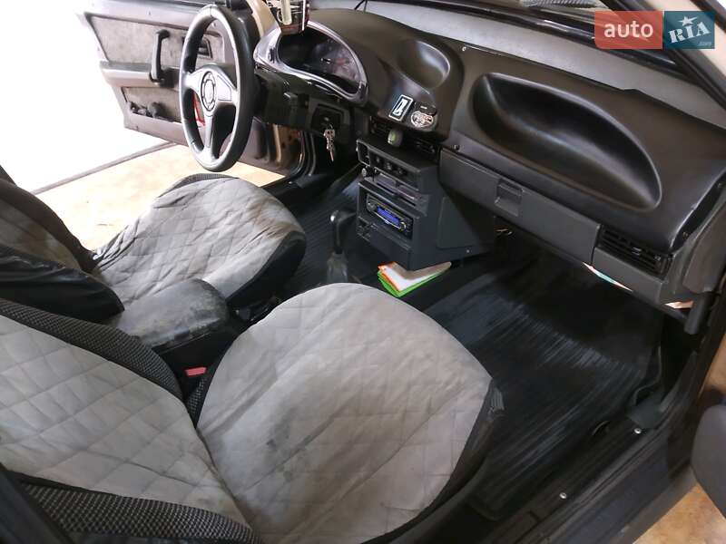 Седан ВАЗ / Lada 21099 1995 в Харькове