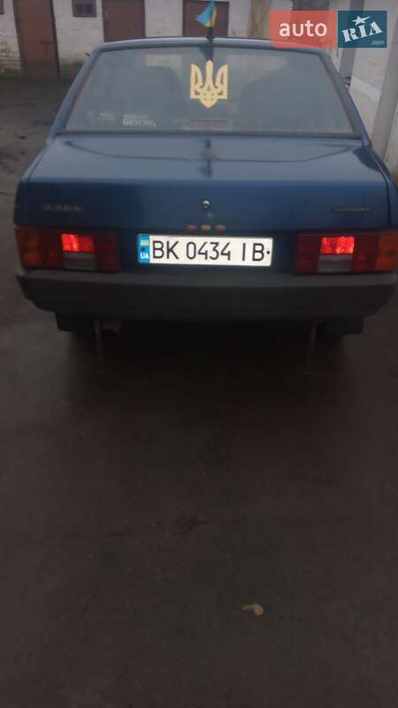 Седан ВАЗ / Lada 21099 2005 в Млиніві