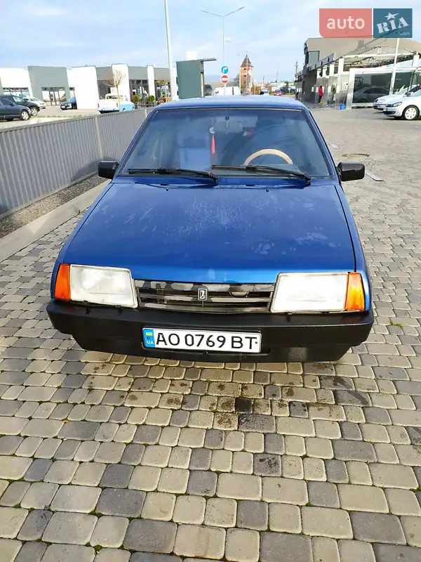 ВАЗ / Lada 21099