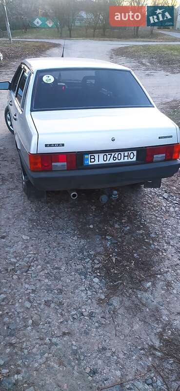 Седан ВАЗ / Lada 21099 2005 в Глобиному