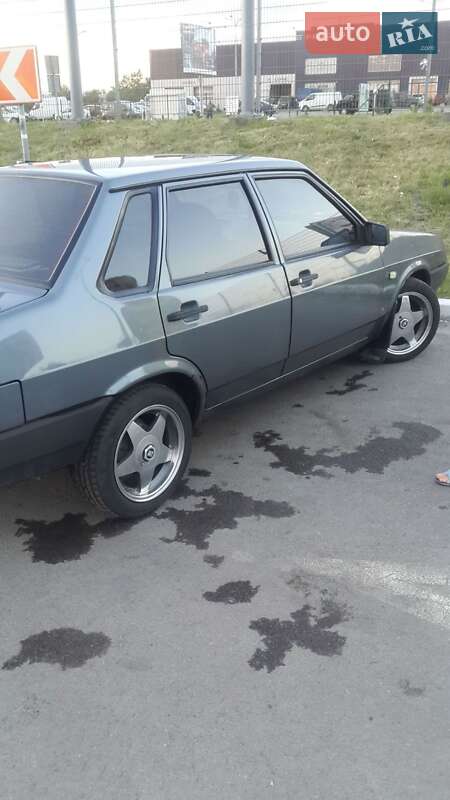 Седан ВАЗ / Lada 21099 2009 в Львове