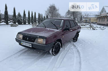Седан ВАЗ / Lada 21099 2005 в Рогатине