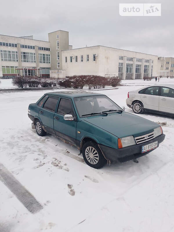 Хэтчбек ВАЗ / Lada 21099 2001 в Фастове