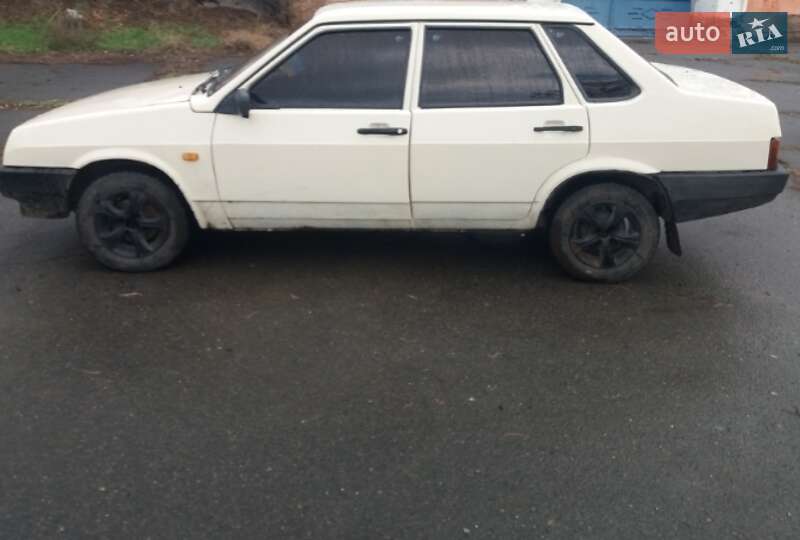 Седан ВАЗ / Lada 21099 1997 в Тальном