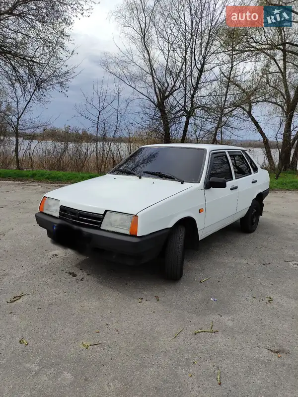 ВАЗ / Lada 21099