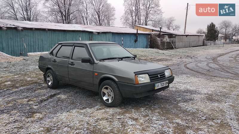 Седан ВАЗ / Lada 21099 2008 в Путивле