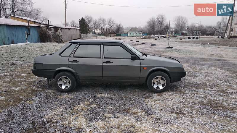 Седан ВАЗ / Lada 21099 2008 в Путивле