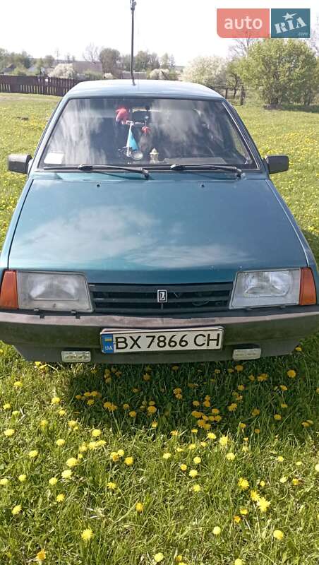 Седан ВАЗ / Lada 21099 2004 в Староконстантинове