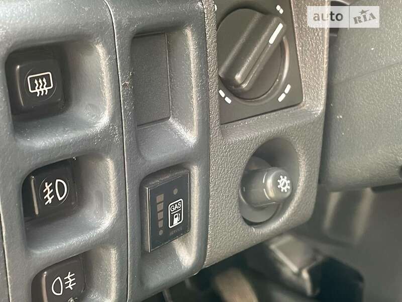 Седан ВАЗ / Lada 21099 2004 в Миколаєві