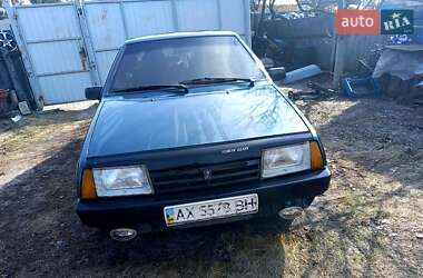 Седан ВАЗ / Lada 21099 2005 в Змиеве