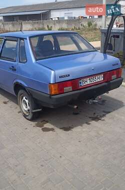 Седан ВАЗ 21099 2000 в 
