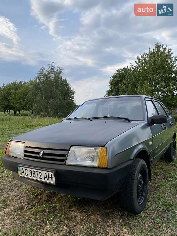 Седан ВАЗ / Lada 21099 2006 в Луцке