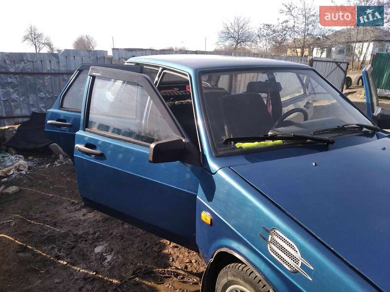 Седан ВАЗ / Lada 21099 1994 в Добровеличківці