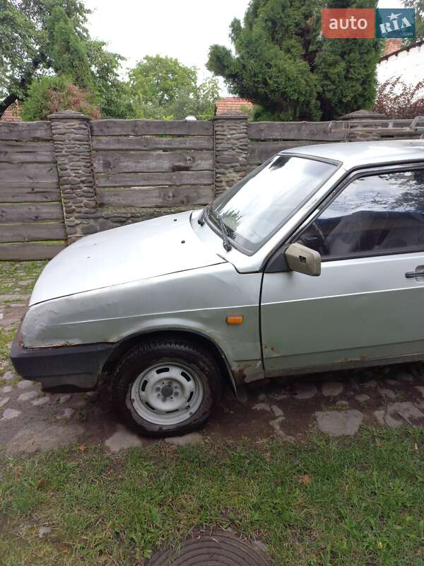 Седан ВАЗ / Lada 21099 2003 в Ужгороді фото 2 Седан ВАЗ / Lada 21099 2003 в Ужгороді