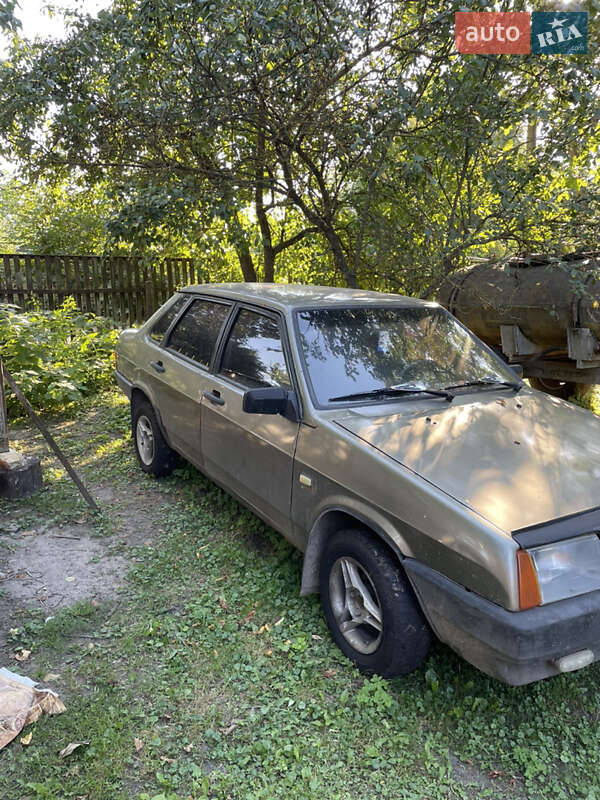 Седан ВАЗ / Lada 21099 2000 в Белой Церкви