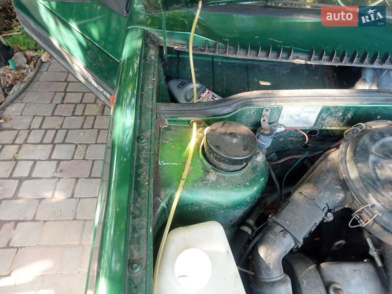 Седан ВАЗ / Lada 21099 2001 в Новомосковске