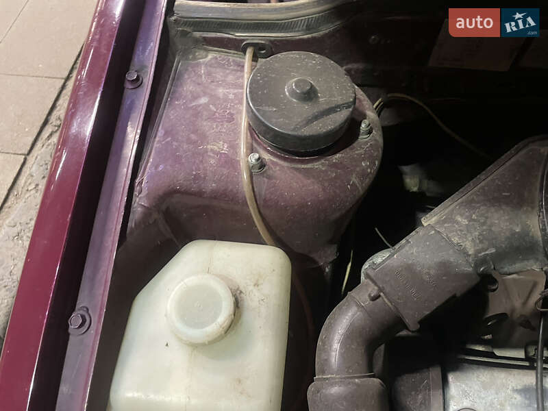 Седан ВАЗ / Lada 21099 1997 в Кривом Роге