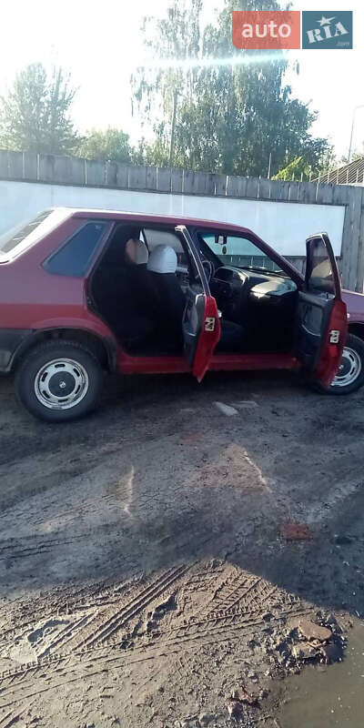 Седан ВАЗ / Lada 21099 1997 в Сумах