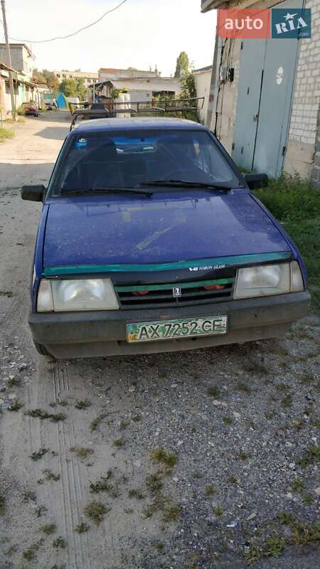 Седан ВАЗ / Lada 21099 1999 в Харькове