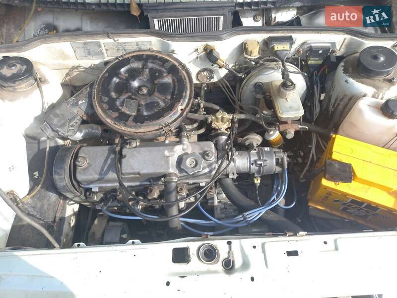 Седан ВАЗ / Lada 21099 1998 в Бердичеве