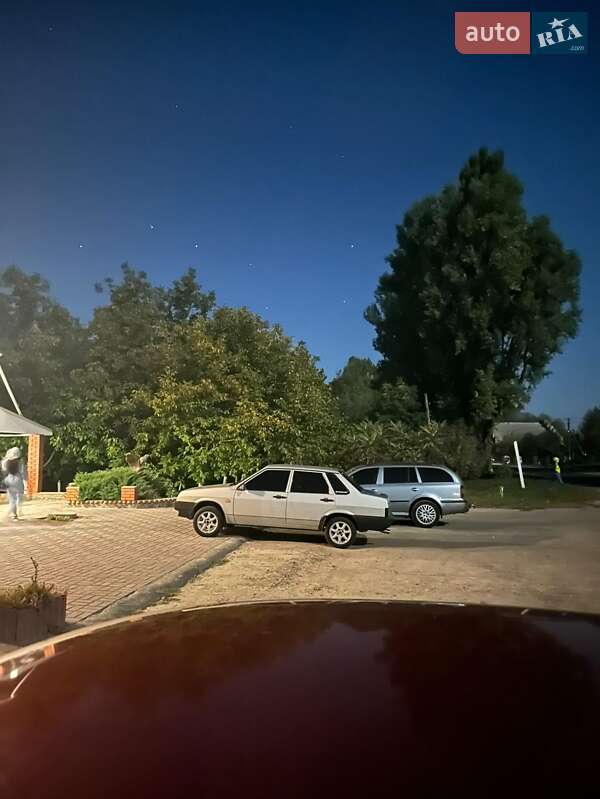 Седан ВАЗ / Lada 21099 2010 в Бершаді