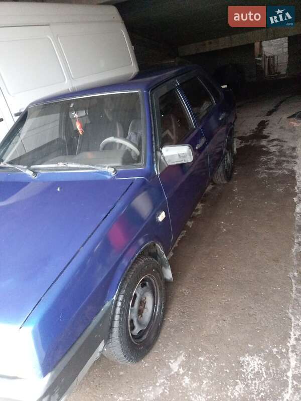 Седан ВАЗ / Lada 21099 2005 в Харькове