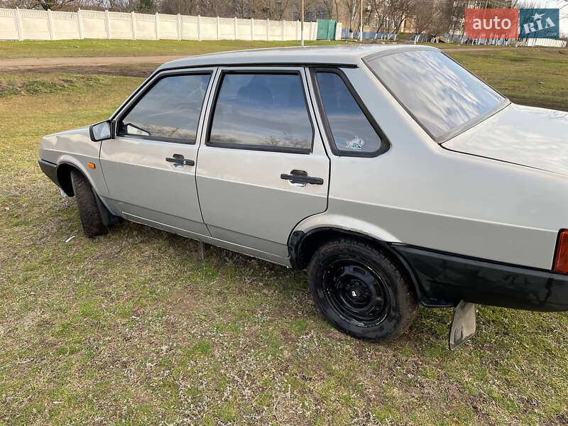 Седан ВАЗ / Lada 21099 2006 в Веселинове