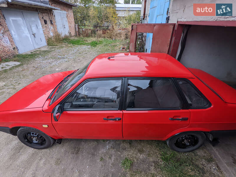 Седан ВАЗ / Lada 21099 1992 в Тернополі
