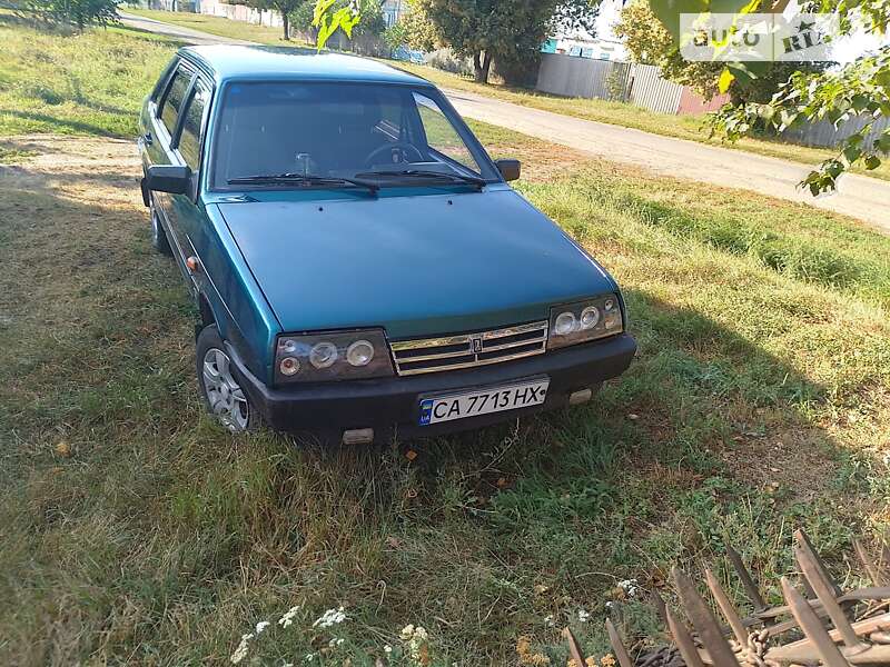 Седан ВАЗ / Lada 21099 1999 в Шевченкове
