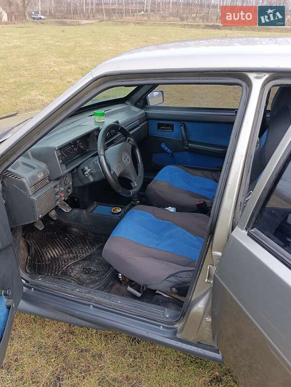 Седан ВАЗ / Lada 21099 2004 в Білій Церкві