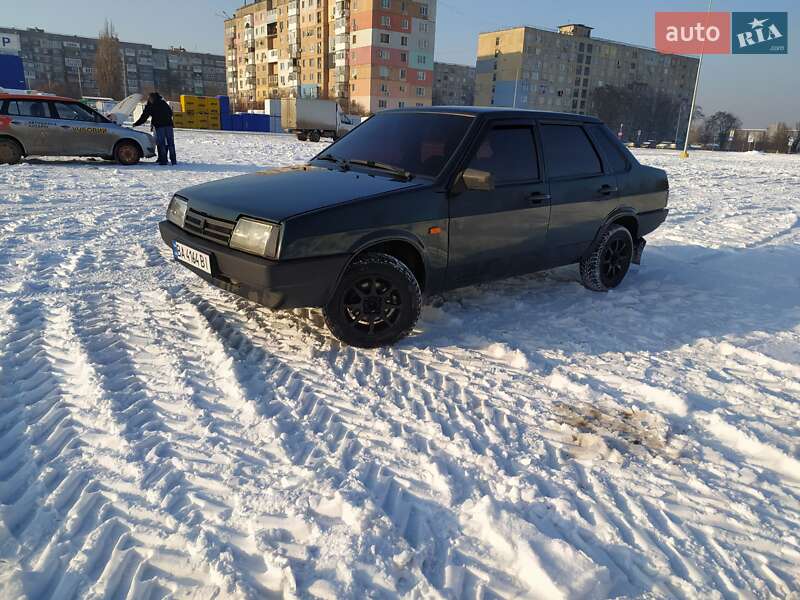 Седан ВАЗ / Lada 21099 2003 в Кропивницком