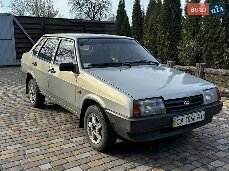 ВАЗ / Lada 21099