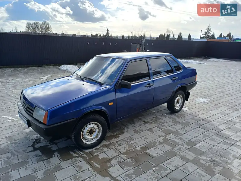 ВАЗ / Lada 21099
