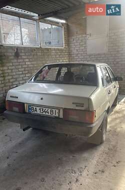 Седан ВАЗ / Lada 21099 2001 в Кропивницькому