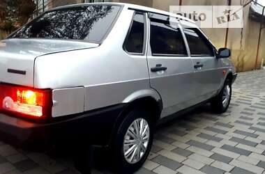 Седан ВАЗ / Lada 21099 2005 в Мукачевому