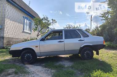 Седан ВАЗ / Lada 21099 2007 в Каневе