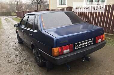 Седан ВАЗ / Lada 21099 2004 в Каменке-Бугской