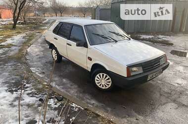 Седан ВАЗ / Lada 21099 1999 в Ровно