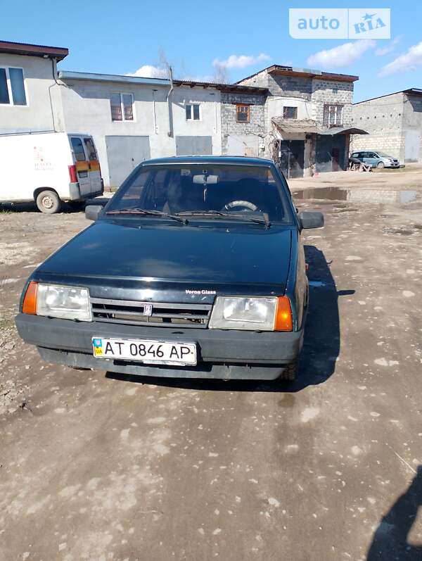 Седан ВАЗ / Lada 21099 2002 в Івано-Франківську