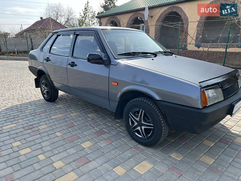 Седан ВАЗ / Lada 21099 2006 в Болграді