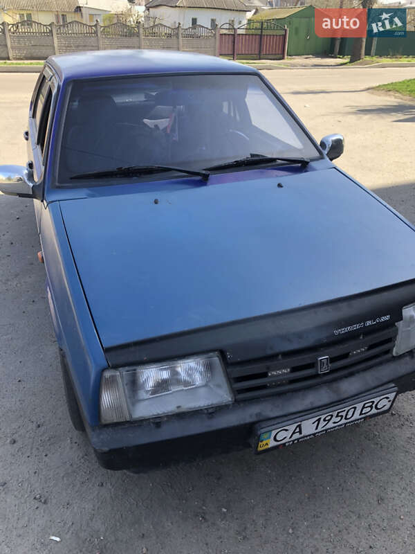 Седан ВАЗ / Lada 21099 1998 в Черкассах