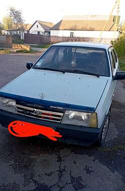 Седан ВАЗ / Lada 21099 2002 в Киеве