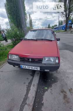 Седан ВАЗ / Lada 21099 1995 в Києві