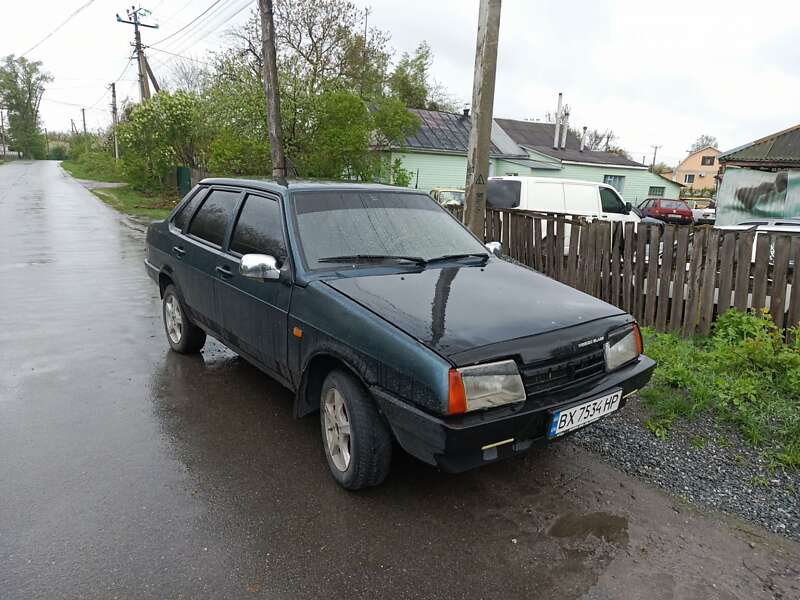 Седан ВАЗ / Lada 21099 2005 в Полонном